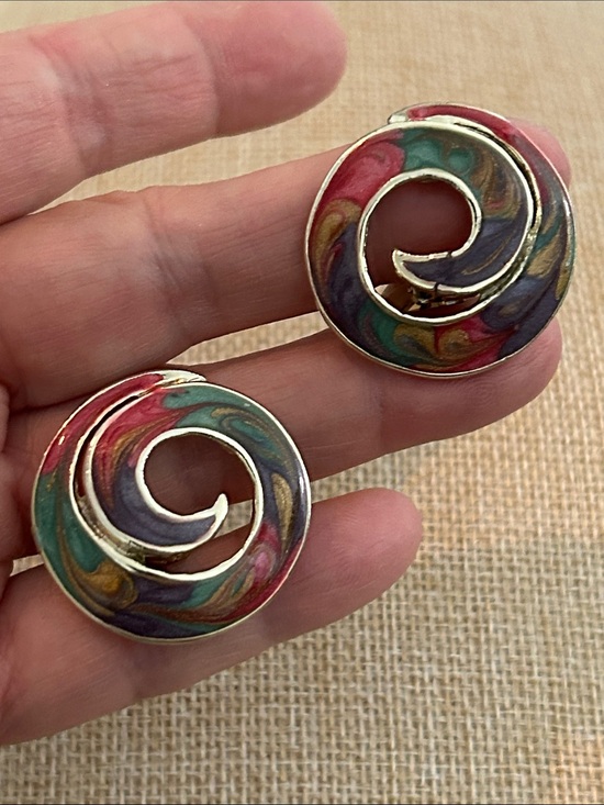 Vintage Jewelry - Gold-Tone Multicolor Swirl Clip-On Earrings - Women Jewelry pink green gold